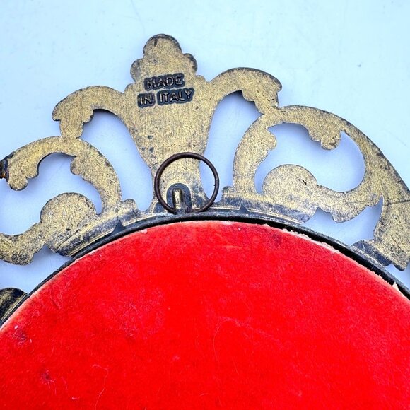 Vintage Brass Oval Floral Picture Frames With Convex Bubble Glass Made In Italy - Picture 4 of 16